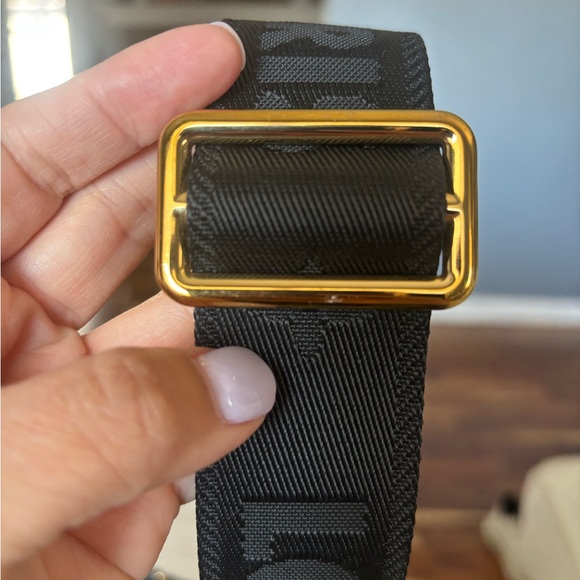 Louis Vuitton over the moon - Picture 5 of 11